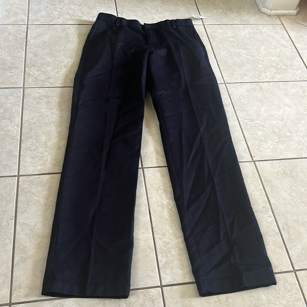IZOD American Chinos Size 30 X 32 Black New With Tags